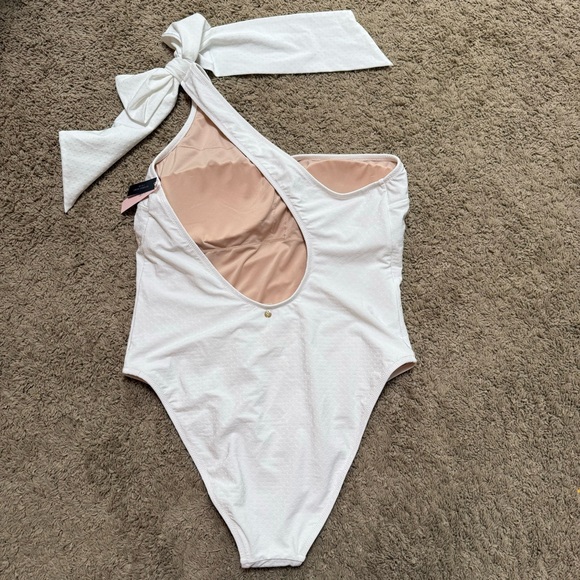 Victoria’s Secret One Strap Swimsuit - Picture 5 of 8